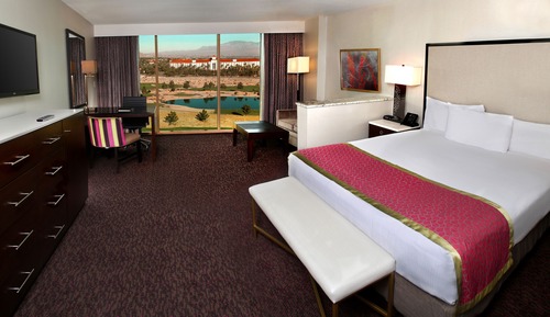 Deluxe Room, 1 King Bed