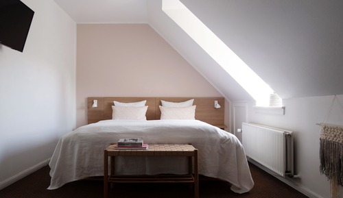 Superior Double Room, 1 Queen Bed, Non Smoking, Courtyard View (Medium+)