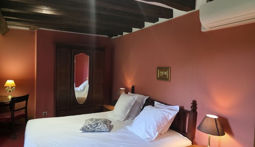 Traditional Single Room