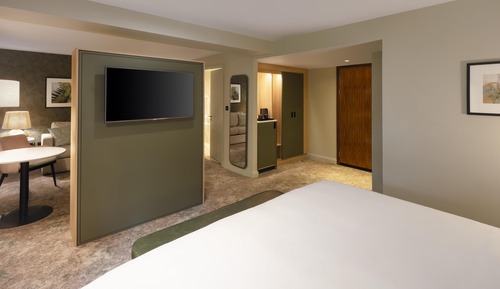 Junior Suite, 1 King Bed