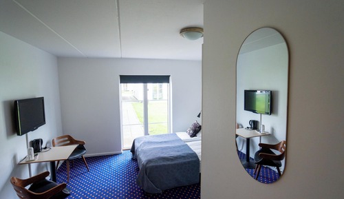 Standard Room (Hotel)