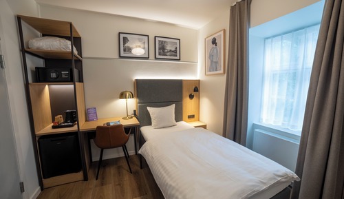 Standard Single Room