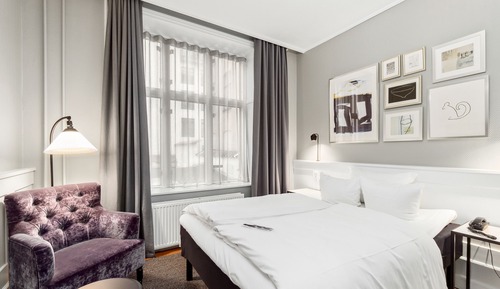 Economy Room (1 Semidouble Bed 140x200cm)