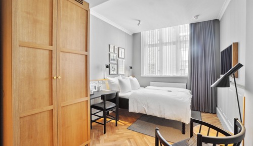 Standard Single Room (1 semidouble Bed 140x200cm)