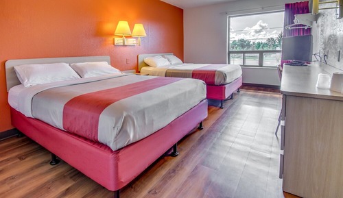 Deluxe Room, 2 Queen Beds, Non Smoking, Refrigerator