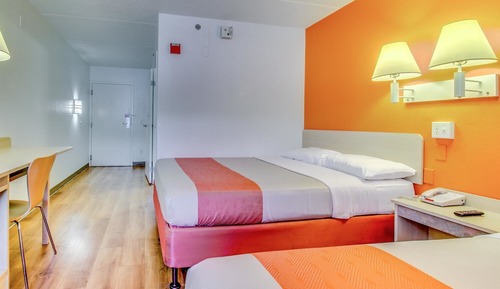 Standard Room, 2 Queen Beds, Non Smoking