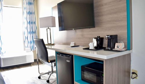 Standard Room, 2 Double Beds, Non Smoking