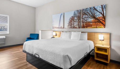Deluxe Suite, 1 King Bed, Non Smoking