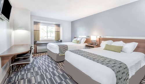 Room, 2 Queen Beds, Non Smoking