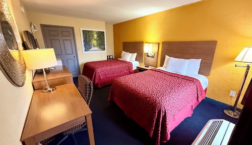 Double Room, 2 Double Beds
