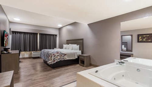 Suite, 1 King Bed, Non Smoking, Jetted Tub