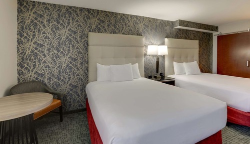 Room, 2 Queen Beds, Accessible (Upper Floor, Tub)