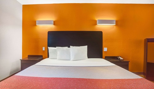 Standard Room, 1 King Bed, Non Smoking