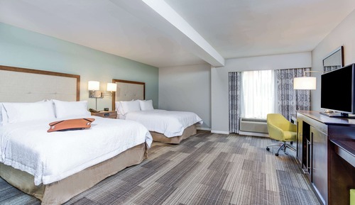 Room, 2 Queen Beds, Accessible, Non Smoking (Hearing)