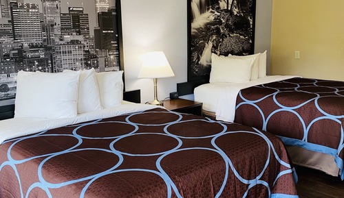 Deluxe Room, 2 Queen Beds, Non Smoking