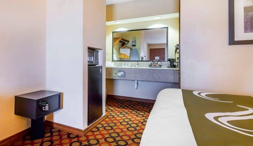 Room, 1 King Bed, Accessible, Non Smoking