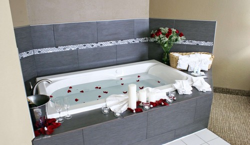 Suite, 1 King Bed, Non Smoking