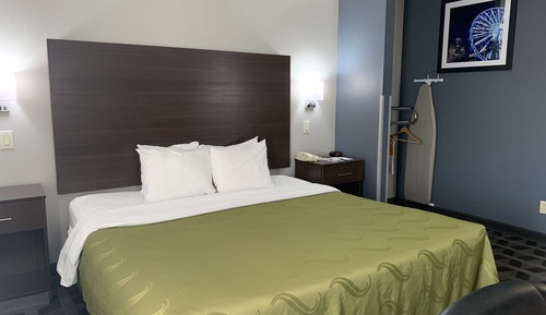 Standard Room, 1 King Bed, Non Smoking