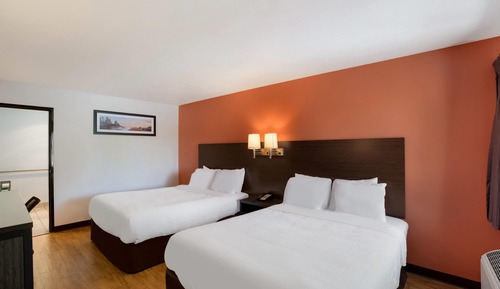 Standard Room, 2 Queen Beds, Non Smoking
