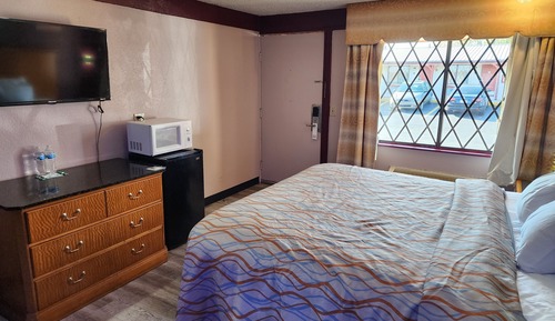 Deluxe Room, Smoking (Jacuzzi)