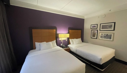 Deluxe Room, 2 Queen Beds, Non Smoking (Courtyard Access)