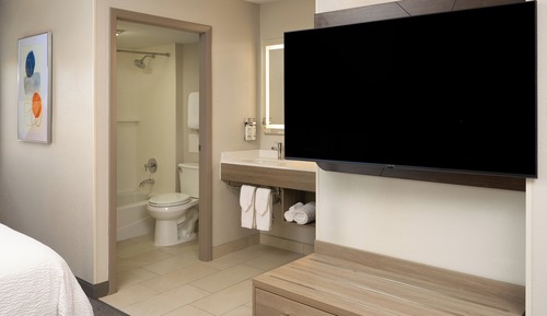 Suite, 1 King Bed (Additional Living Area)