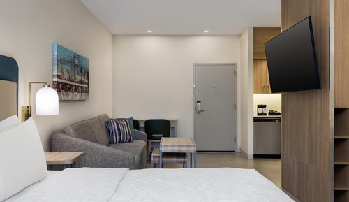 Studio Suite, 1 King Bed