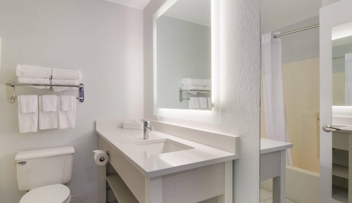 Suite, 2 Double Beds, Non Smoking