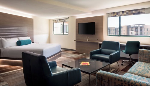 aloft, Suite, 1 King Bed, Balcony