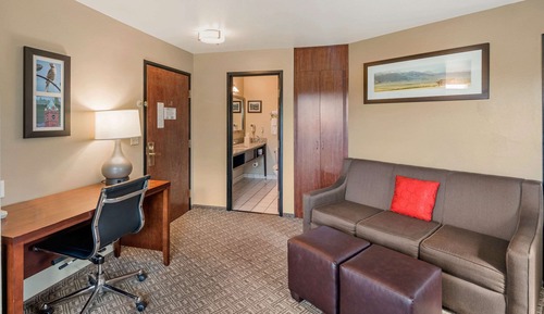 Suite, 1 King Bed with Sofa bed, Non Smoking, Balcony, River View
