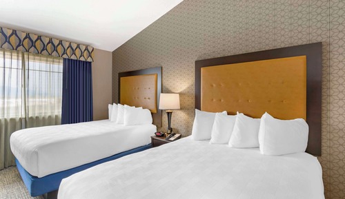 Suite, 2 Queen Beds, Non Smoking, Fireplace