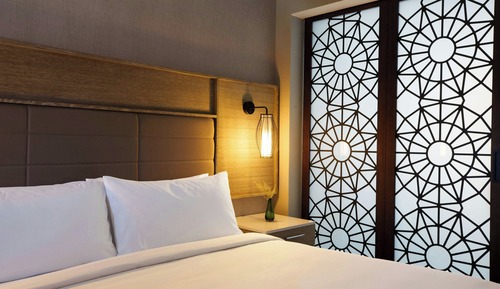 Deluxe Room, 1 King Bed, Terrace