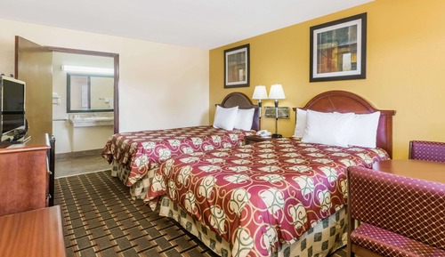 Double Room, 2 Double Beds