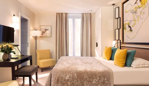 Premium Double or Twin Room