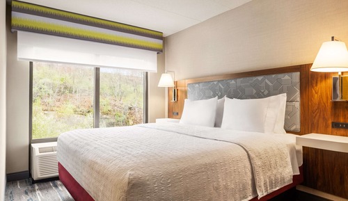 Standard Room, 1 King Bed, Non Smoking