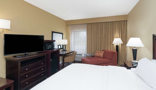 One king bed non smoking