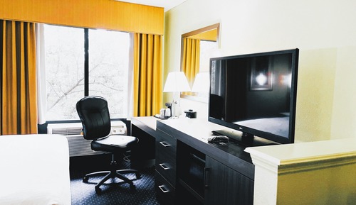 Room, 2 Queen Beds, Non Smoking