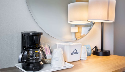 Room, 2 Queen Beds, Accessible, Non Smoking (Mobility, Roll-In-Shower)