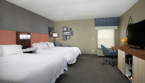 Room, 2 Queen Beds, Accessible, Non Smoking