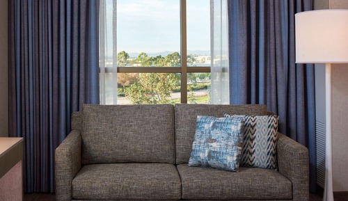 Room, 1 King Bed (High Floor)
