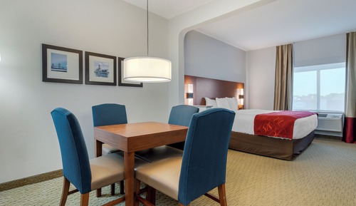 Suite, 1 King Bed, Non Smoking