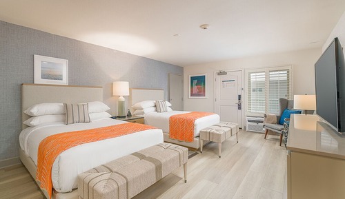 Standard Room, 2 Double Beds, Courtyard View