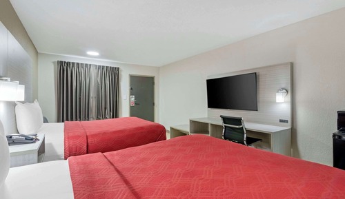 Double Room, 2 Queen Beds, Smoking