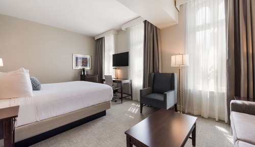 Superior Room, 1 King Bed, Non Smoking (Queen sofabed)