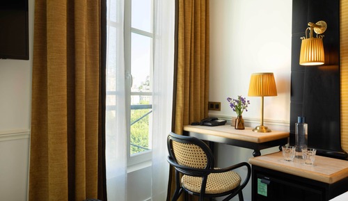 Classic Double Room