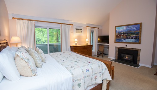 Three Bedroom Resort Home 327A