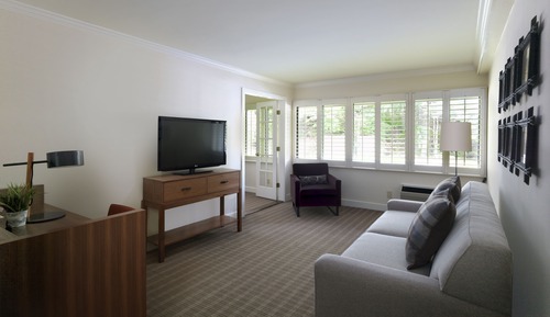 West Branch Suite 1 King 