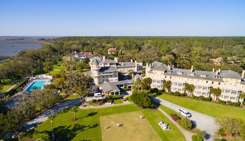 Clubhouse Deluxe 2 Queen Suite