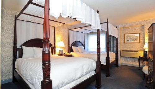 Deluxe Room, 2 Queen Beds