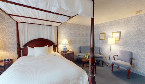 Deluxe Room, 1 Queen Bed